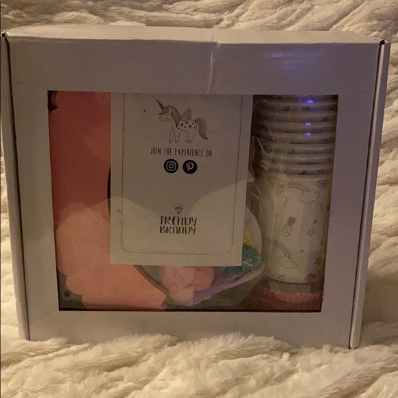 Unicorn party kit for 12 - Picture 2 of 3